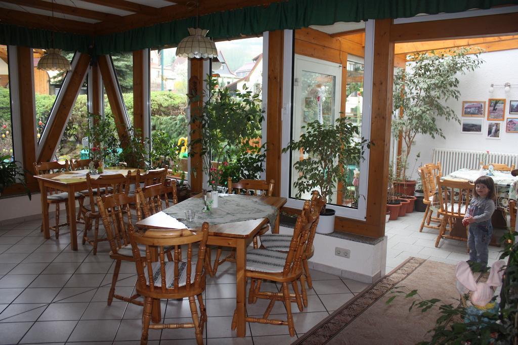 Cafe & Pension Carmen Броттероде Екстер'єр фото